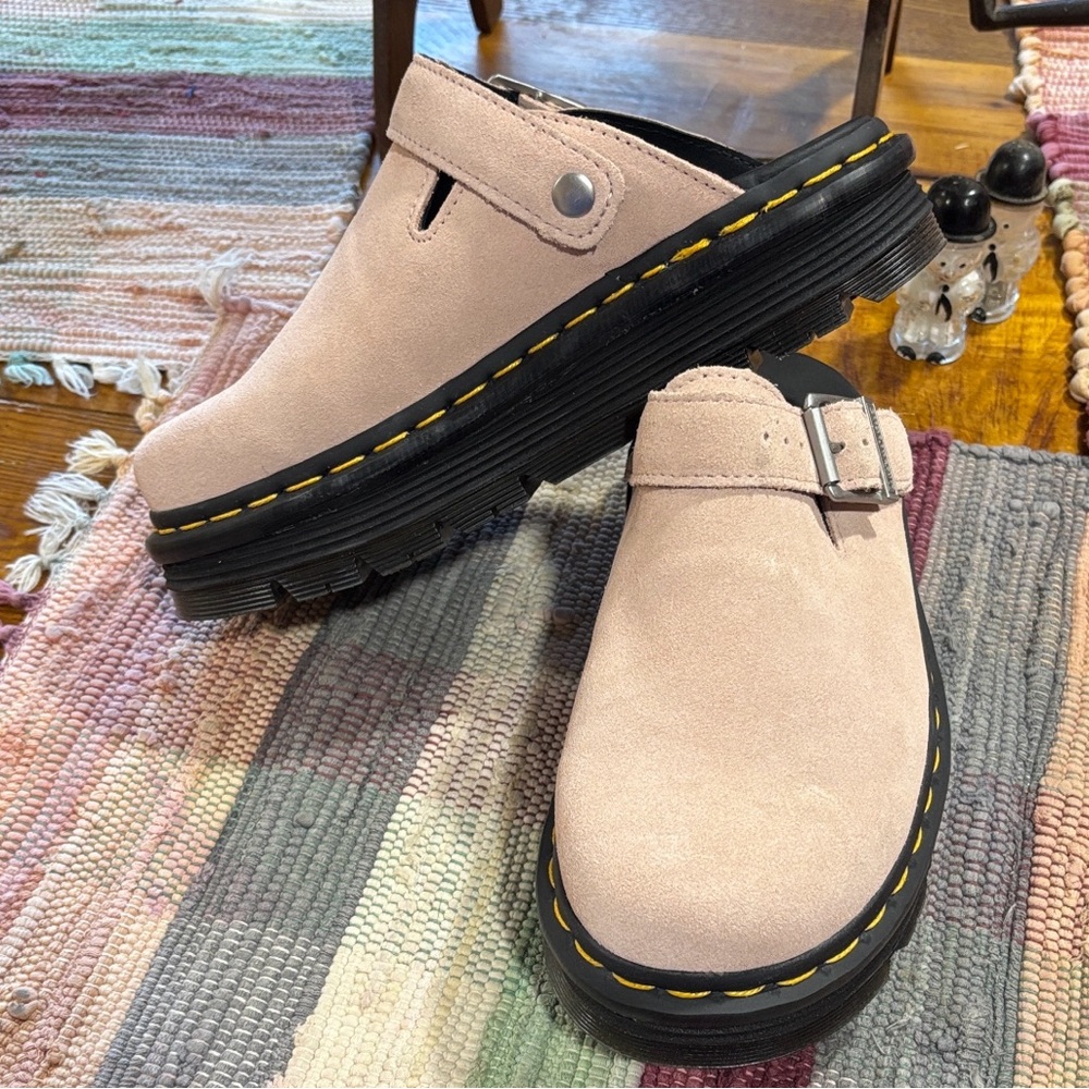 Women's Suede Slip-On Clogs